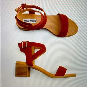 Steve Madden Arlen sandals